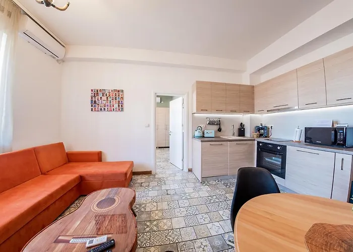 Vintage Life Apartment Sofia